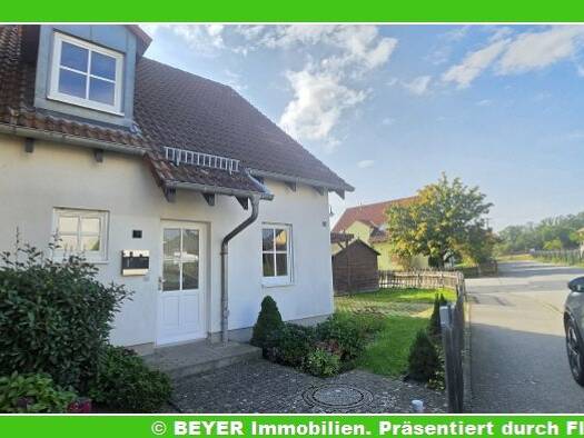 Reihenendhaus zum Kauf 299.500 € 6 Zimmer 144 m² 305 m² Grundstück Ottendorf-Okrilla Ottendorf-Okrilla 01458
