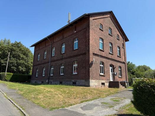 Mehrfamilienhaus zum Kauf 199.000 € 1 Zimmer 260 m² 2.026 m² Grundstück frei ab sofort Walburg Hessisch Lichtenau 37235