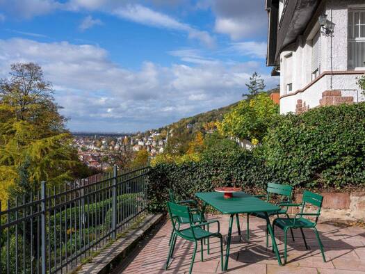 Villa zum Kauf 2.295.000 € 9 Zimmer 257 m² 661 m² Grundstück frei ab sofort Altstadt Heidelberg 69117
