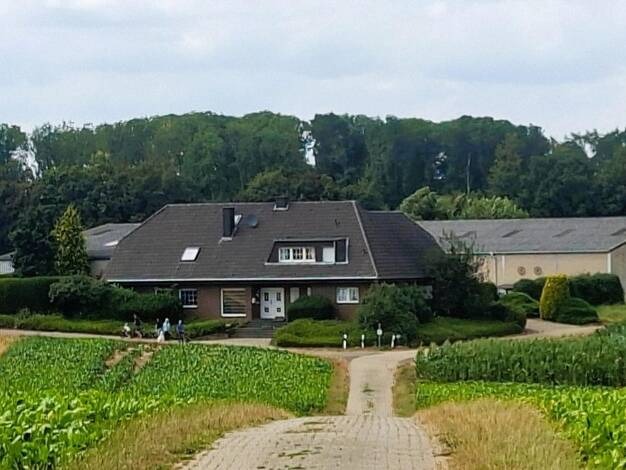 Haus zum Kauf provisionsfrei 799.000 € 13 Zimmer 273 m² 3.958 m² Grundstück Orken Grevenbroich 41515