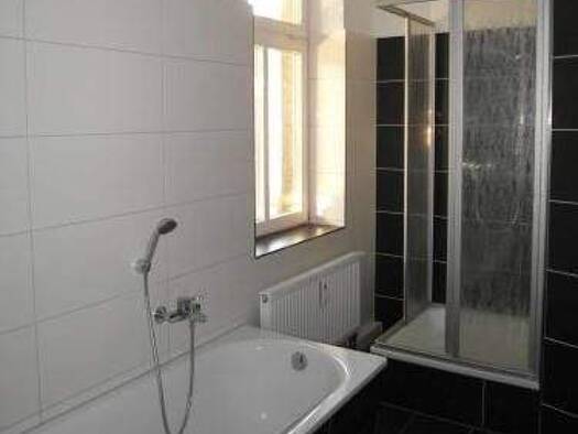 Wohnung zur Miete 1.110 € 4 Zimmer 111 m² frei ab 01.02.2026 Briesnitz Dresden 01157