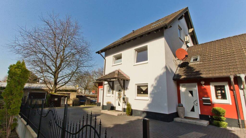 Mehrfamilienhaus zum Kauf 529.999 € 7 Zimmer 210 m² 340 m² Grundstück frei ab 01.05.2026 Altenhagen Hagen 58097