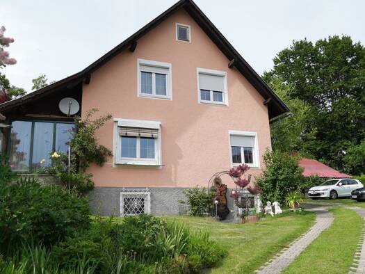 Haus zum Kauf 490.000 € 8 Zimmer 275 m² 1.943 m² Grundstück Annabichl Klagenfurt am Wörthersee 9061