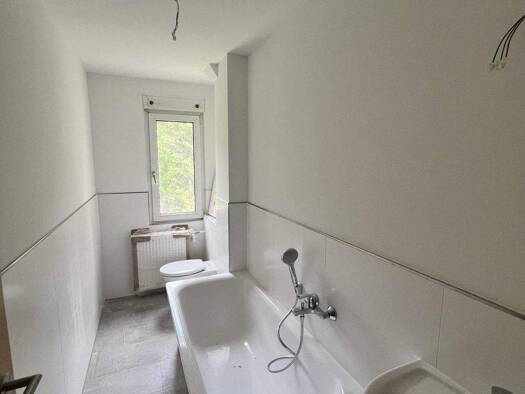 Wohnung zur Miete 445 € 3 Zimmer 63 m² frei ab sofort Bitterfelder Straße 35 b Bad Düben 04849