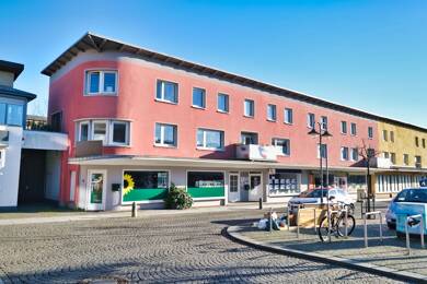 Haus zum Kauf 1.370.000 € 26 Zimmer 649 m² 432 m² Grundstück Husum 25813