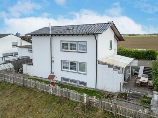 Einfamilienhaus zum Kauf 349.000 € 6,5 Zimmer 165 m² 632 m² Grundstück Pfullendorf 88630