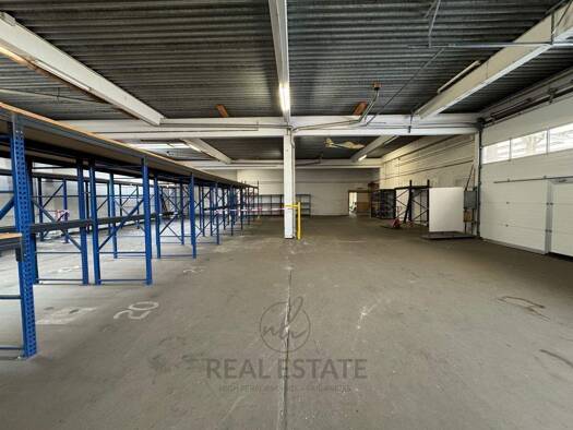 Lagerhalle zur Miete 6,50 € 715 m² Lagerfläche Barsbüttel 22885