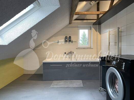 Reihenmittelhaus zum Kauf 195.000 € 8 Zimmer 174,3 m² 170 m² Grundstück Steile Wand 106 Meerane 08393