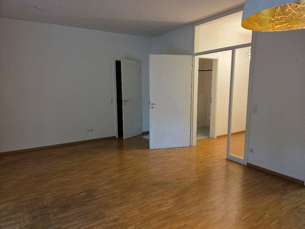 Property thumbnail 8