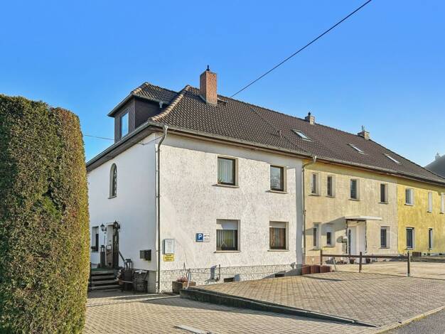 Reihenendhaus zum Kauf 166.232 € 10 Zimmer 120 m² 291 m² Grundstück Mücheln Mücheln (Geiseltal) 06249