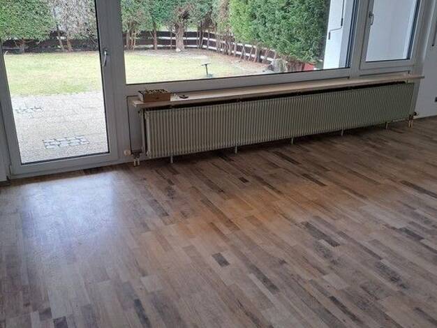 Haus zur Miete 2.660 € 7 Zimmer 240 m² frei ab sofort Bruck Erlangen 91058