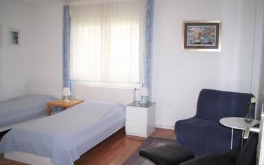 WG-Zimmer zur Miete Wohnen auf Zeit 650 € 18 m² frei ab 07.06.2025 Pfalzstrasse 0 Winterhalde Stuttgart-Cannstatt 70374