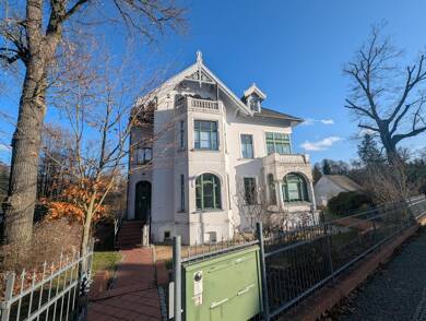 Mehrfamilienhaus zum Kauf als Kapitalanlage geeignet 12,5 Zimmer 460 m² 2.433 m² Grundstück Bad Muskau Bad Muskau 02953