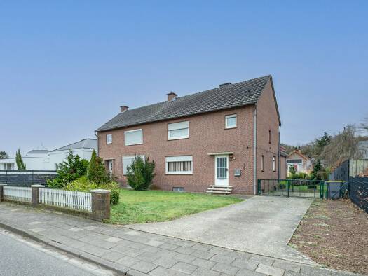 Doppelhaushälfte zum Kauf 255.000 € 6 Zimmer 122,9 m² 641,8 m² Grundstück Süsterseel Selfkant / Süsterseel 52538