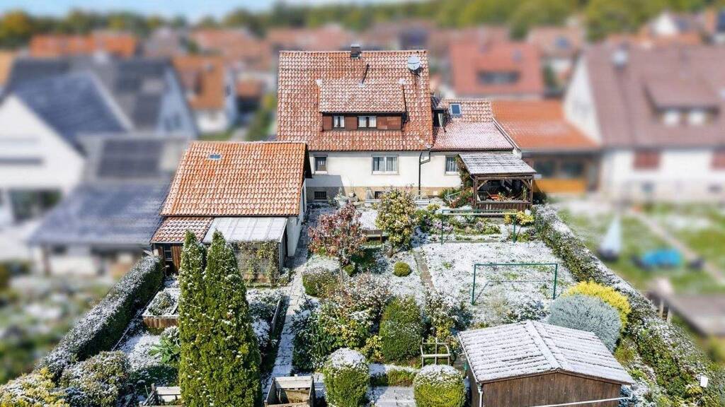 Einfamilienhaus zum Kauf 350.000 € 6 Zimmer 120 m² 599 m² Grundstück Hochwang Lenningen 73252