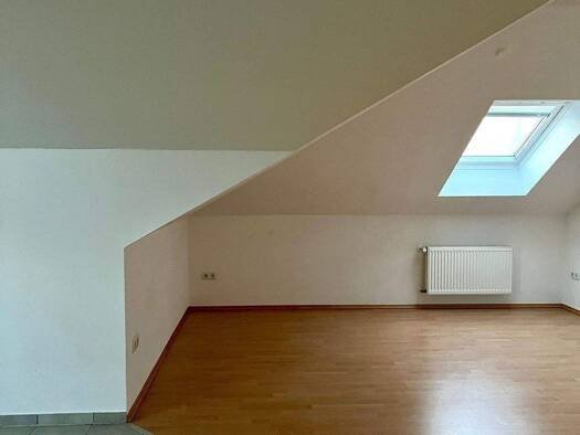 Wohnung zur Miete 750 € 3 Zimmer 112,4 m² 2. Geschoss frei ab sofort Höltinghauser Str Cloppenburg 49661