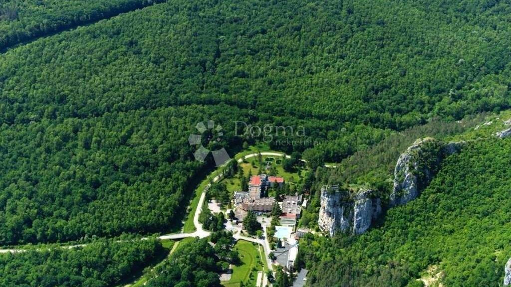 Ladenfläche zum Kauf Oprtalj