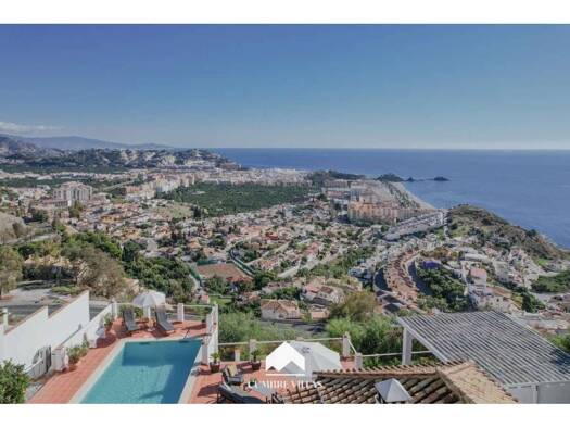 Villa zum Kauf 799.500 € 4 Zimmer 179 m² 688 m² Grundstück Almuñécar 18690