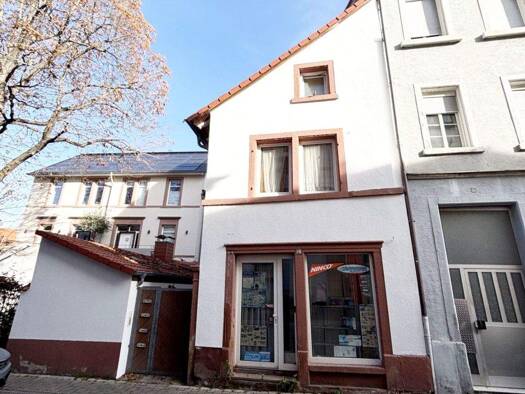 Mehrfamilienhaus zum Kauf 8 Zimmer 169,2 m² 173 m² Grundstück Neustadt-Stadt Neustadt 67433