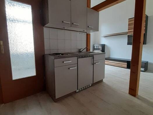 Wohnung zur Miete 225 € 1 Zimmer 25 m² Geschoss 1/2 frei ab sofort Bernburg 06406