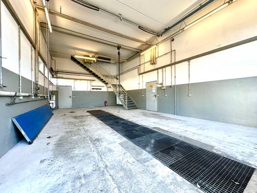 Werkstatt zur Miete 2.800 € 166 m² Lagerfläche Aichig Bayreuth / Aichig 95448