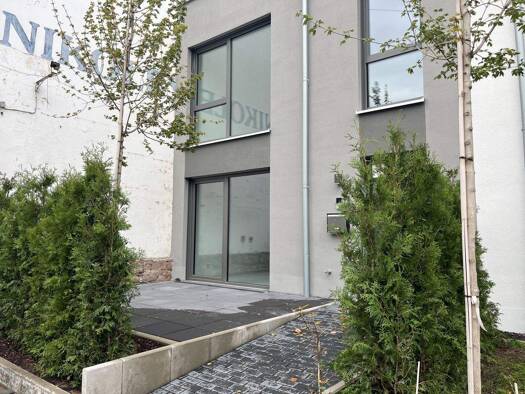 Stadthaus zur Miete - Erstbezug 1.670 € 4 Zimmer 123,1 m² 76,6 m² Grundstück Darmstädter Landstraße 36 Ginsheim-Gustavsburg 65462