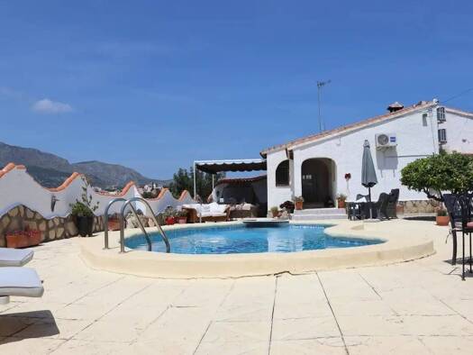 Chalet zum Kauf 515.000 € 4 Zimmer 169 m² Orba 03791