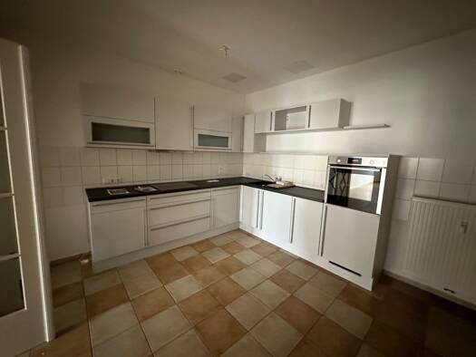Wohnung zur Miete 450 € 3 Zimmer 108,7 m² 4 Geschosse frei ab 01.11.2026 Zittau Zittau 02763