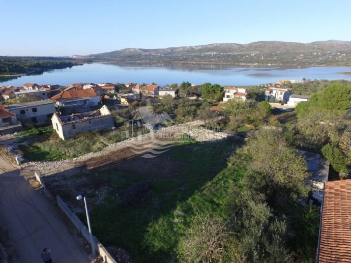 Grundstück zum Kauf 81.120 € 676 m²<br/>Grundstück Sibenik 22000