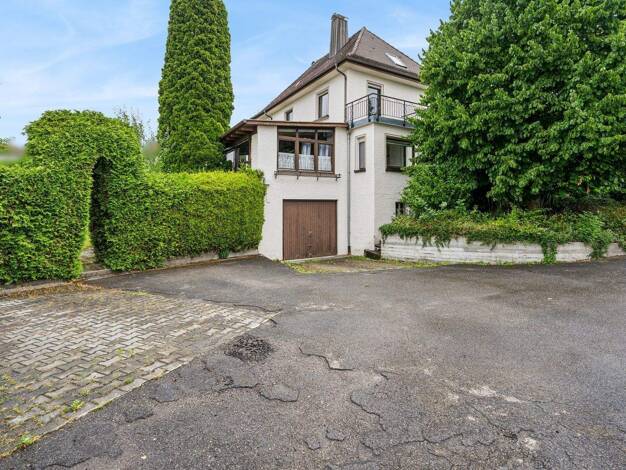 Einfamilienhaus zum Kauf 450.000 € 7 Zimmer 200 m² 1.070 m² Grundstück Ochsenhausen 88416