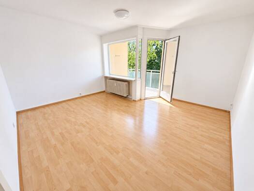 Wohnung zur Miete 1.100 € 3 Zimmer 66 m² frei ab 01.12.2026 Erding Erding 85435