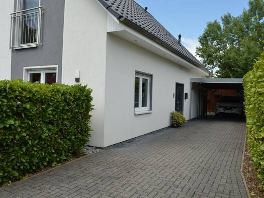 Einfamilienhaus zum Kauf 372.000 € 5 Zimmer 162 m² 858 m² Grundstück Unterlüß Südheide 29345