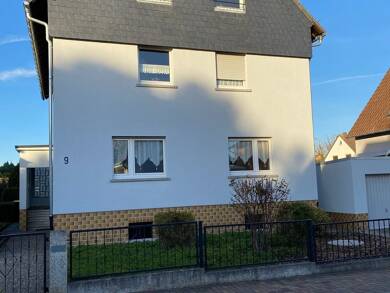 Wohnung zur Miete 750 € 3 Zimmer 75 m² Dachgeschoss, 2. Geschoss Wiesenstraße 9 Rodheim Rosbach vor der Höhe 61191