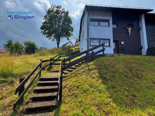 Reihenendhaus zum Kauf provisionsfrei 215.000 € 3 Zimmer 106 m² 225 m² Grundstück frei ab sofort Schönwald im Schwarzwald 78141