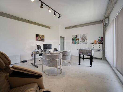 Lagerhalle zum Kauf 1.500.000 € German