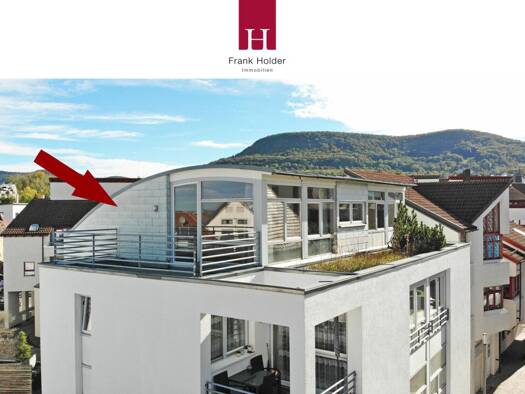 Penthouse zur Miete 870 € 2,5 Zimmer 70 m² 3. Geschoss frei ab 01.11.2026 Pfullingen 72793