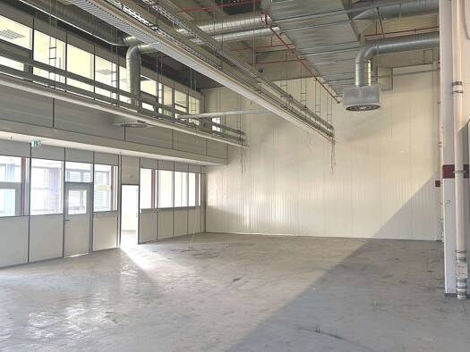Halle/Industriefläche zur Miete provisionsfrei 2.100 € 350 m² Lagerfläche teilbar ab 150 m² Triftweg 21 Birkenwerder 16547