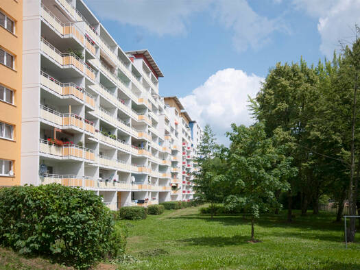 Wohnung zur Miete 380 € 3 Zimmer 72,7 m² 2. Geschoss frei ab 01.10.2026 Wilhelm-Firl-Straße 26 Markersdorf Markersdorf 09122
