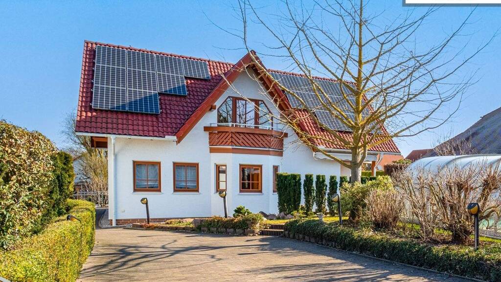 Einfamilienhaus zum Kauf 520.000 € 5 Zimmer 141 m² 671 m² Grundstück Zum Wiesgen 10 Ottersleben Magdeburg 39116