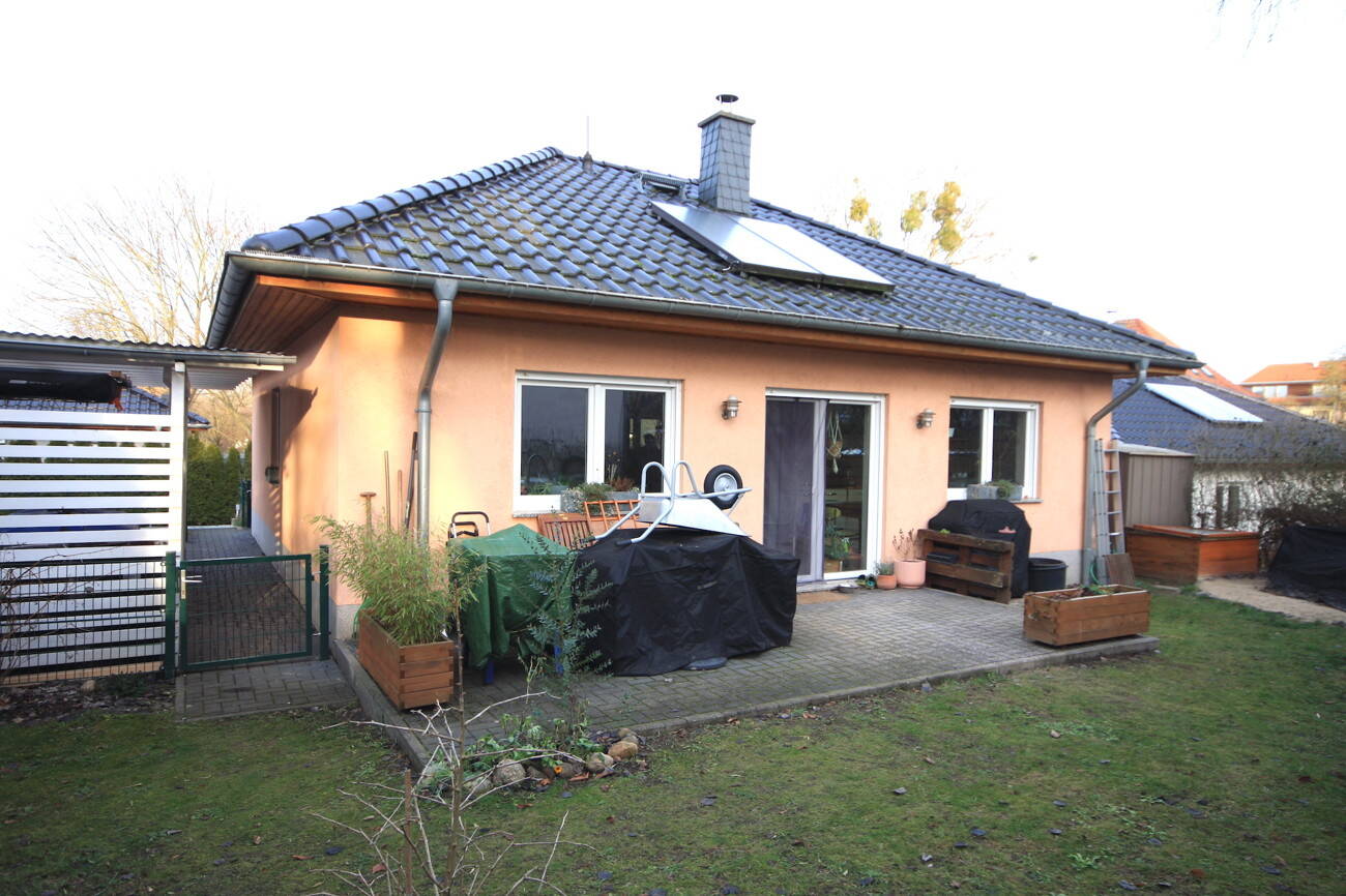 Einfamilienhaus zum Kauf 395.000 € 3 Zimmer 80 m²<br/>Wohnfläche 320 m²<br/>Grundstück Elstal Wustermark / Elstal 14641