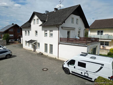 Einfamilienhaus zum Kauf 345.000 € 7 Zimmer 242,6 m² 761 m² Grundstück Geltolfing Aiterhofen / Geltolfing 94330