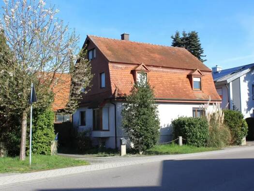 Einfamilienhaus zum Kauf provisionsfrei 550.000 € 7 Zimmer 200 m² 1.100 m² Grundstück frei ab sofort Illingen Elchesheim-Illingen 76477