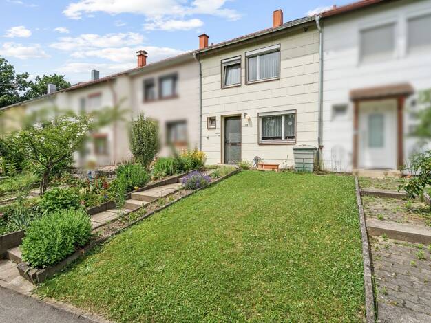 Reihenmittelhaus zum Kauf 290.000 € 5 Zimmer 105 m² 214 m² Grundstück Kernstadt Biberach / Riß 88400