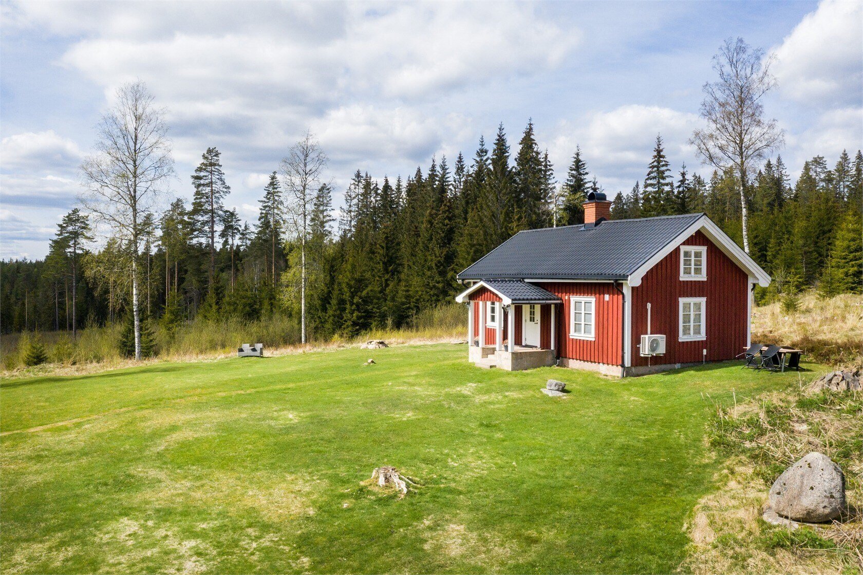 Einfamilienhaus zum Kauf 195.000 € 2 Zimmer 52 m²<br/>Wohnfläche 150.030 m²<br/>Grundstück Lysvik