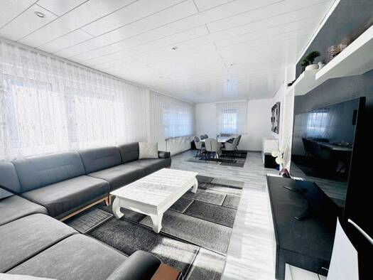 Einfamilienhaus zum Kauf 349.000 € 5,5 Zimmer 113,7 m² 232 m² Grundstück Eislingen Eislingen/Fils 73054