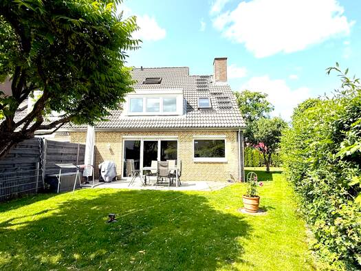 Reihenhaus zur Miete 2.250 € 6 Zimmer 137 m² 400 m² Grundstück frei ab 01.08.2026 Finkenkruger Straße 110 Falkensee 14612