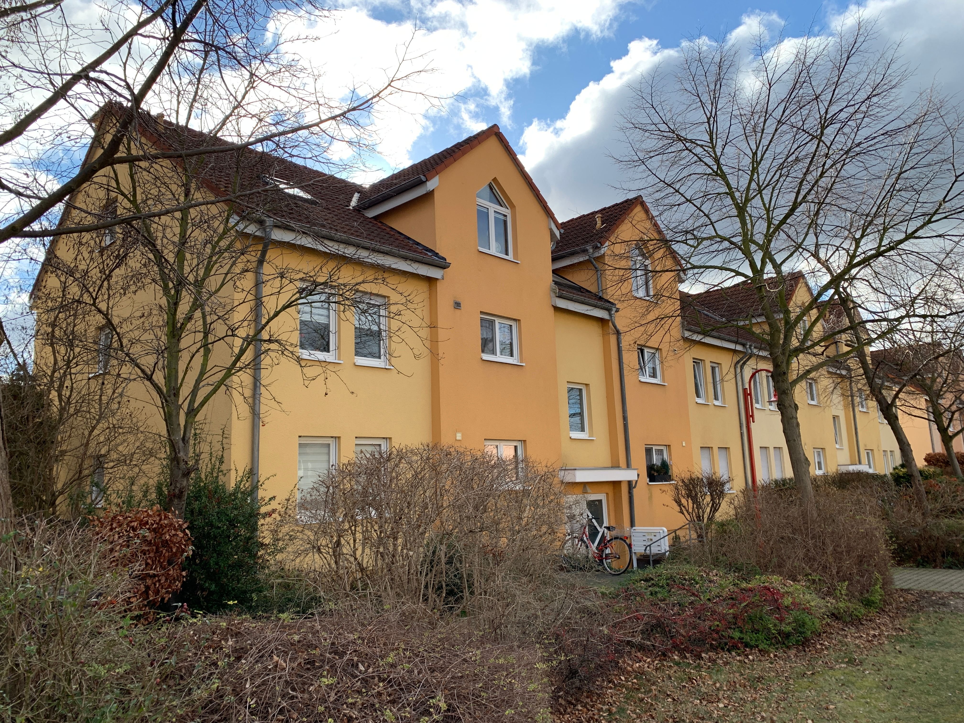 Wohnung zur Miete 500 € 2 Zimmer 64 m²<br/>Wohnfläche 2.<br/>Geschoss 01.01.2025<br/>Verfügbarkeit Freiburger Allee 40 Markkleeberg Markkleeberg 04416