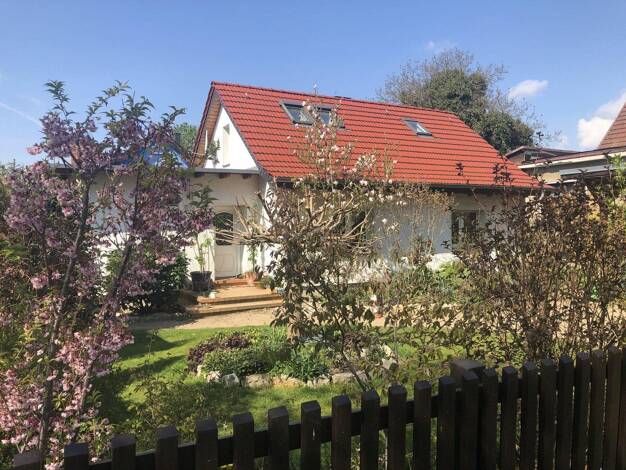 Einfamilienhaus zur Miete 1.780 € 3 Zimmer 84 m² 470 m² Grundstück frei ab 01.10.2026 Usedomstraße 20 Neuenhagen bei Berlin 15366