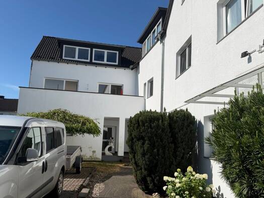 Wohnung zur Miete 945 € 2 Zimmer 85 m² 1. Geschoss frei ab sofort Schützenstraße 26 Hennef Hennef (Sieg) 53773