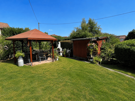 Mehrfamilienhaus zum Kauf 685.000 € 8 Zimmer 200 m² 446 m² Grundstück Köngen 73257